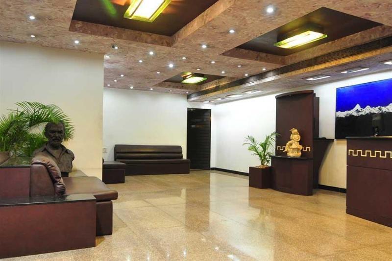 Infiniti Hotel And Spa Indore Luaran gambar
